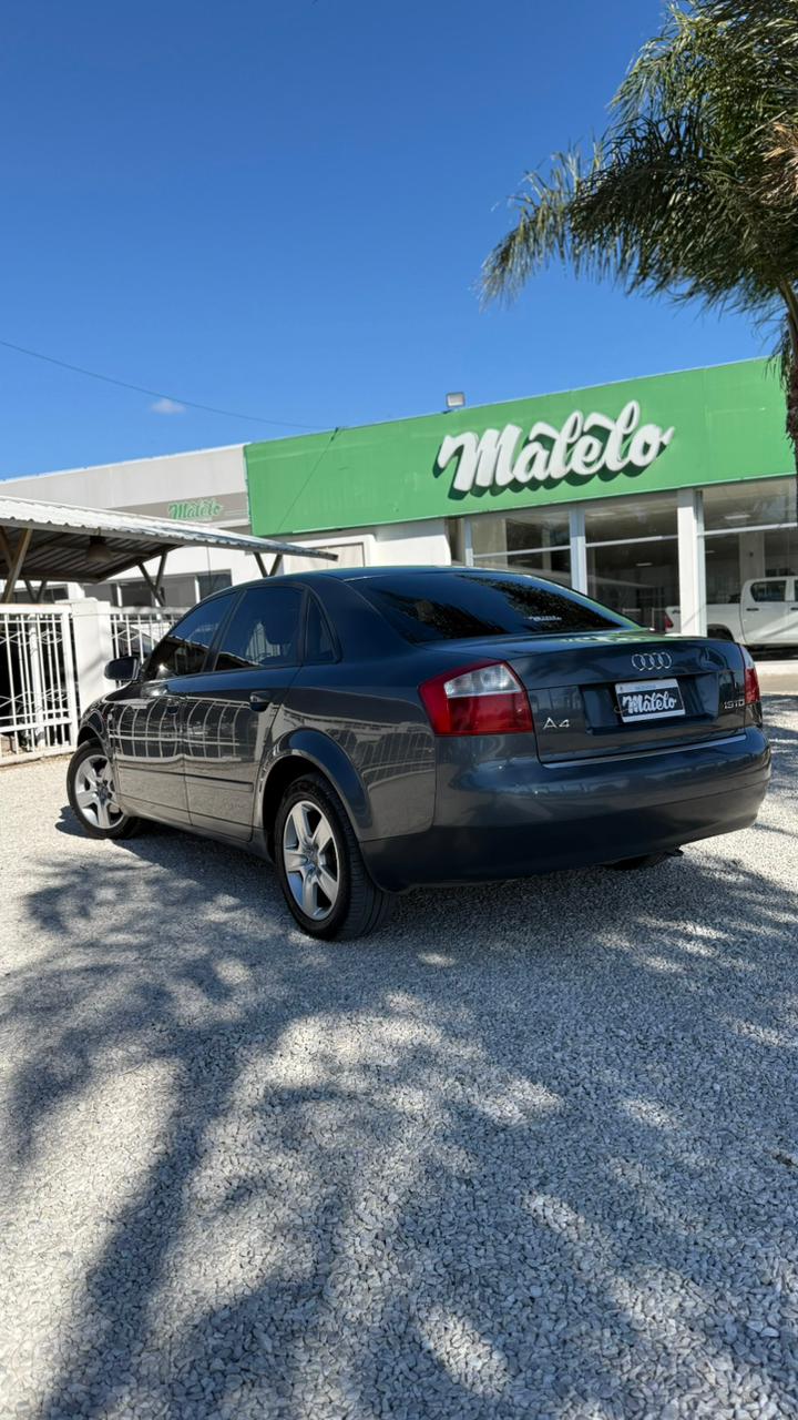 AUDI - A 4 1.6 TDI  - MANUAL  - 2005